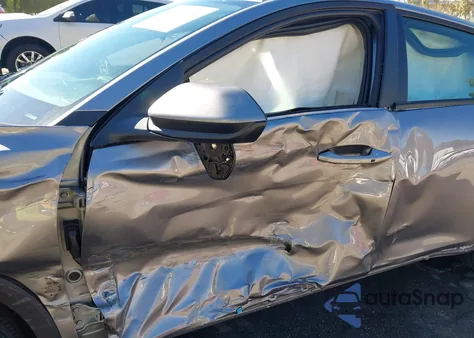 2025 Kia K4 Lxs z USA, uszkodzony, nr VIN 3KPFT4DE1SE217758